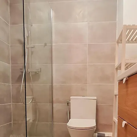 Joli Petit Logement A Quelque Pas De La Mer *
