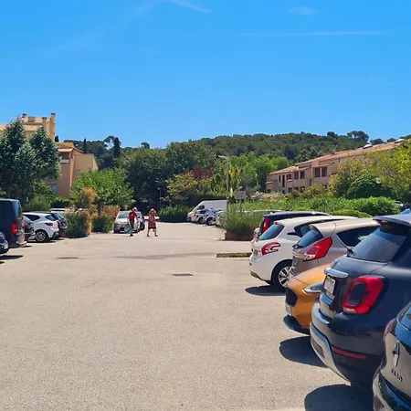 Joli Petit Logement A Quelque Pas De La Mer *